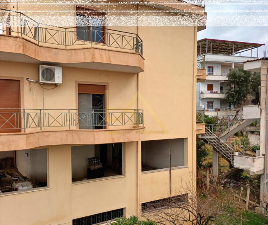 For sale – 4-Storey Villa, Shkozet, Tirana