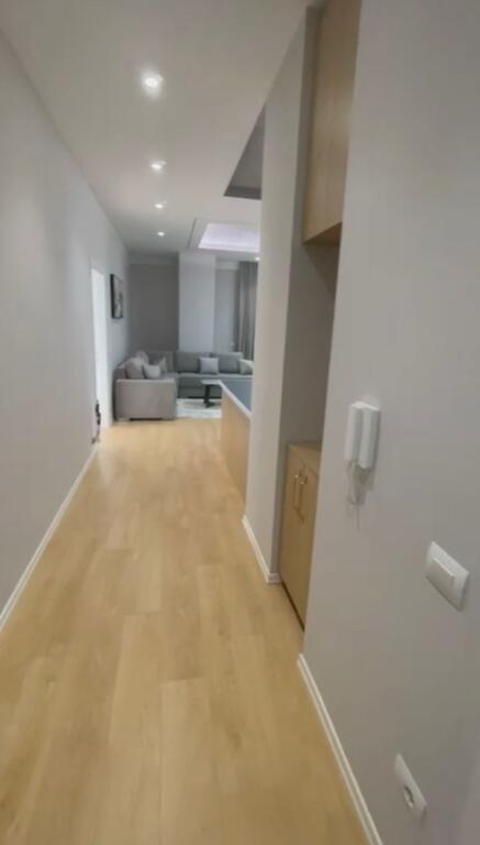🏠 Appartamento 2+1+2 in affitto – Kinostudio