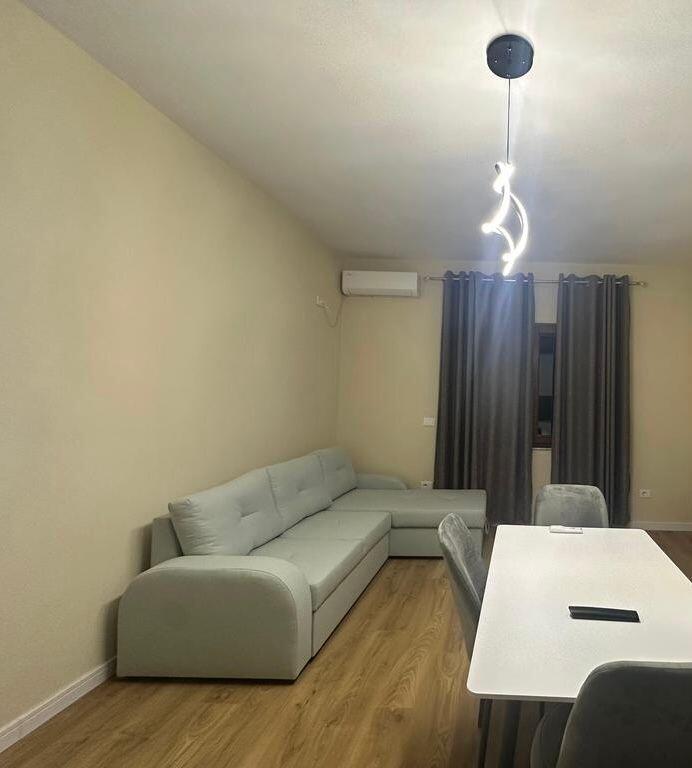 APARTAMENT PER QIRA 2+1 ME POST PARKIMI NE SAUK I RI!