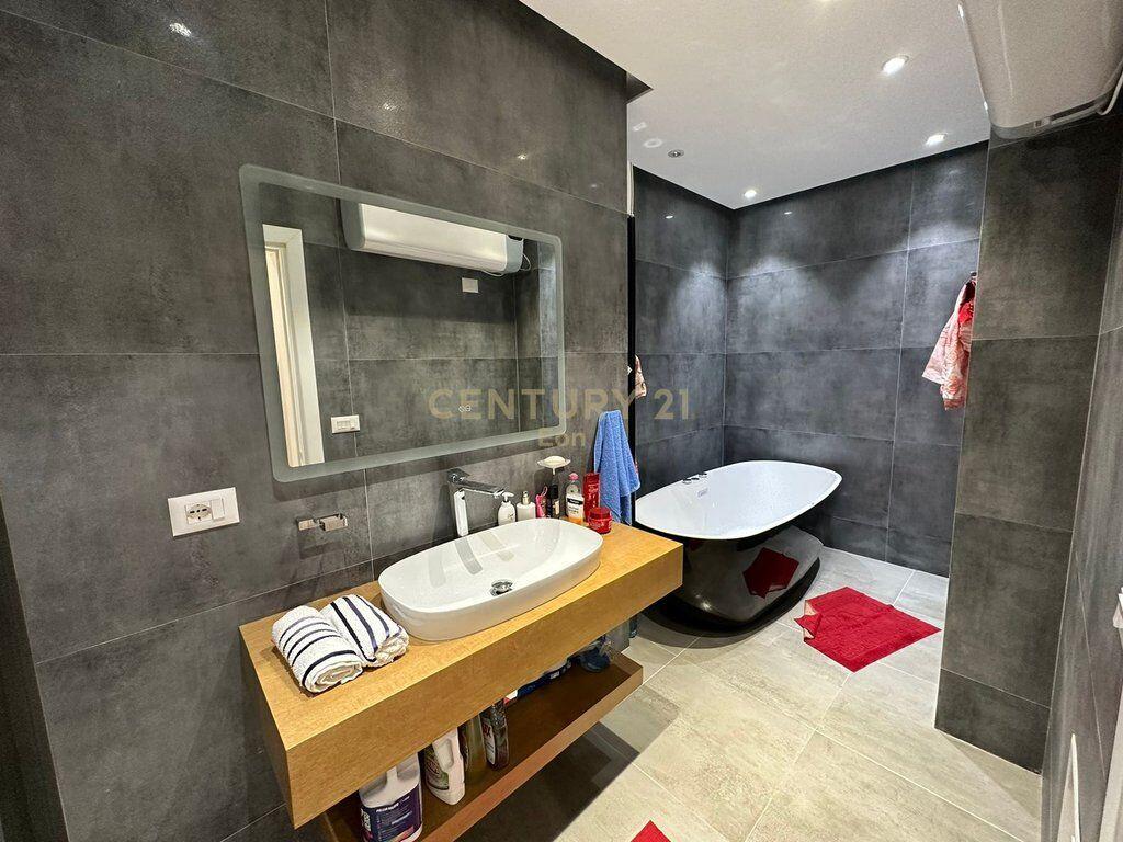 WE SELL APARTMENT 2+1+2 IN VOLLGA AT 27KATESHI! 360,000 € Total Area 131m2