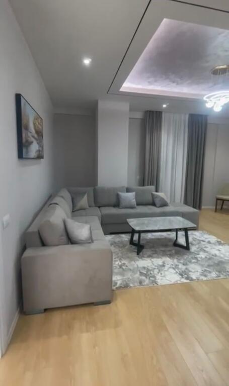 🏠 Appartamento 2+1+2 in affitto – Kinostudio