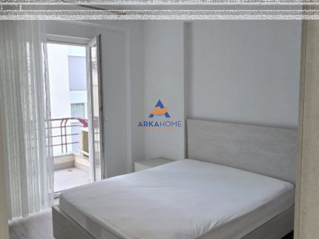 JEPET APARTAMENT ME QERA 2+1+BALLKON "TE LIQENI I THATE" 630 EURO