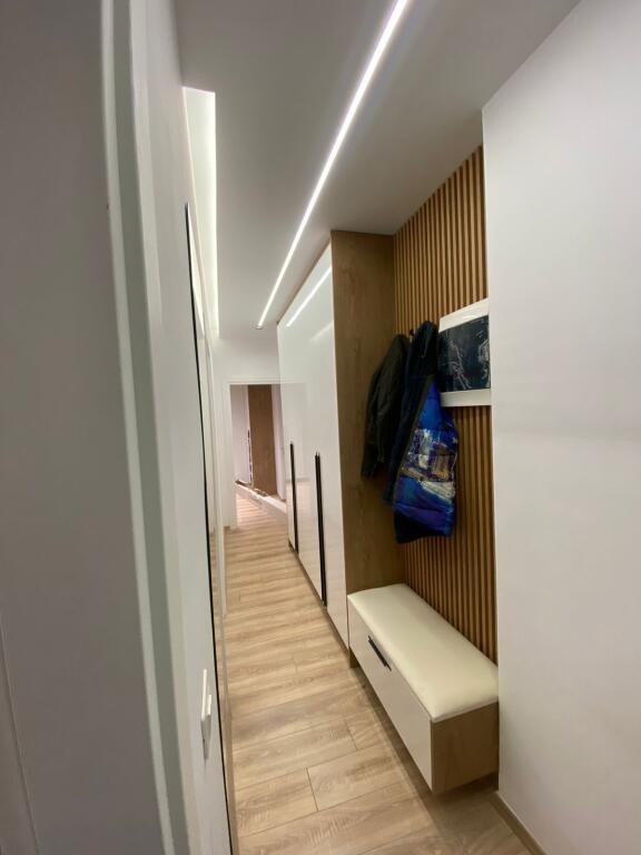 Apartament 2+1 me qira ne Komune