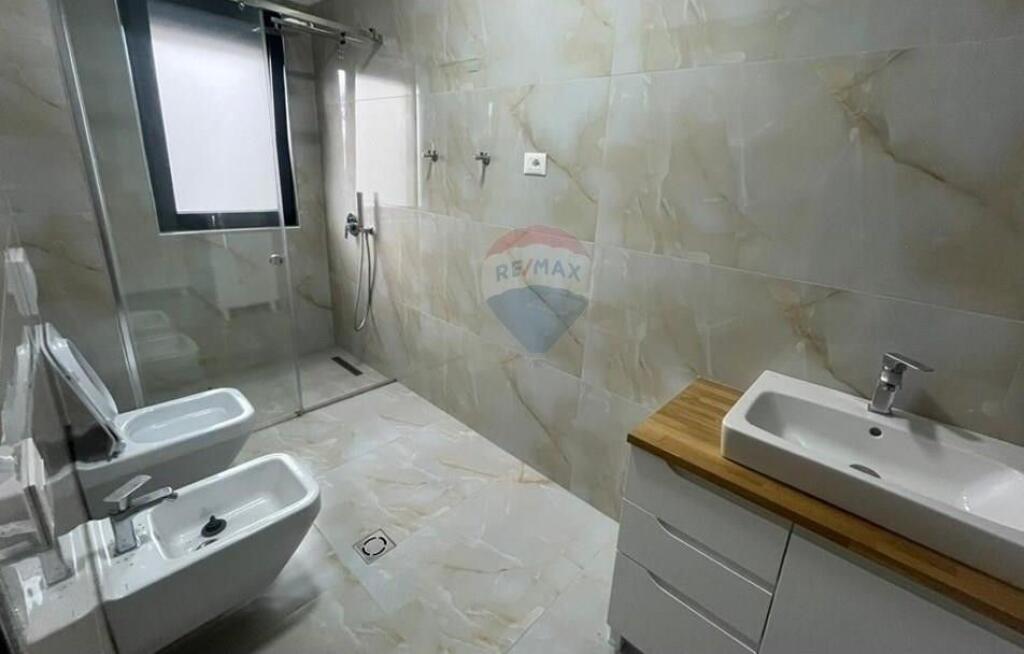 Appartamento - In Vendita - Via Liqeni i Thatë, Tirana(ID: 530261057-373)