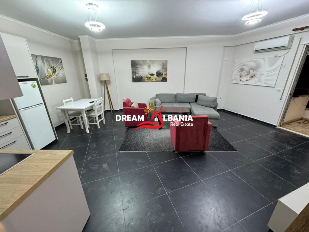 Locale in vendita a Don Bosko vicino alla Chiesa, a Tirana ID (4171615)