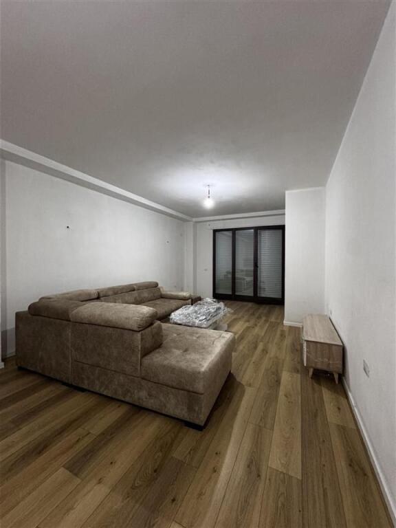 🏠 Appartamento in affitto 1+1 – Zona 5 Maj!!! 📍 Vicino a Concorde Center