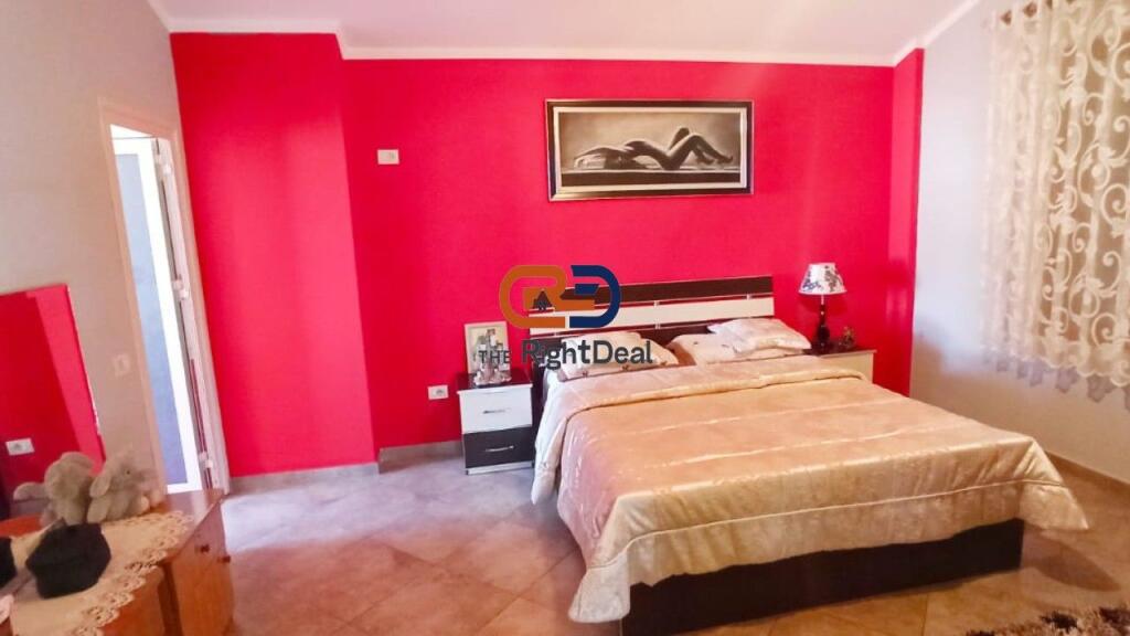 In Sauk, House for Sale 4 Floors With Fantastic View !!