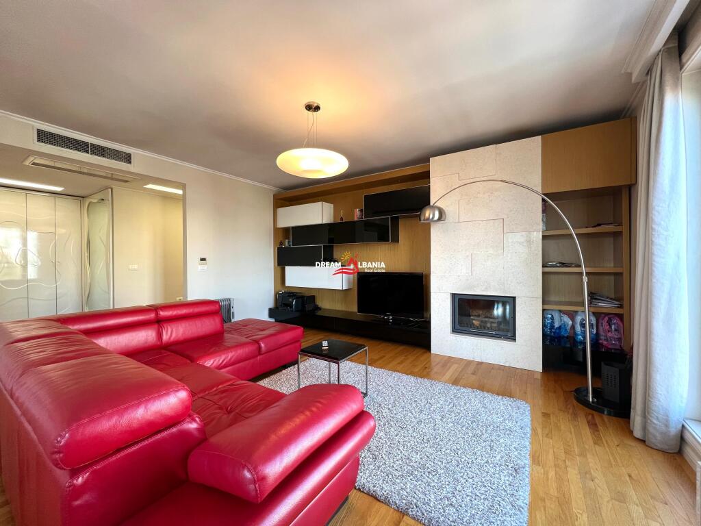 Apartment 2+1+2 for rent in the Blloku area near Salt Restorant, Tirana (ID 4231435)