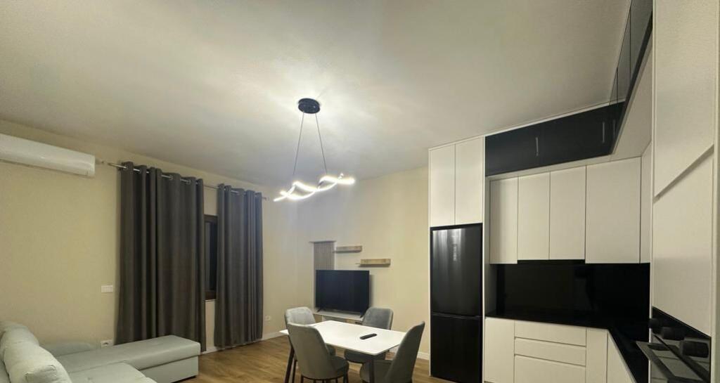 APARTAMENT PER QIRA 2+1 ME POST PARKIMI NE SAUK I RI!