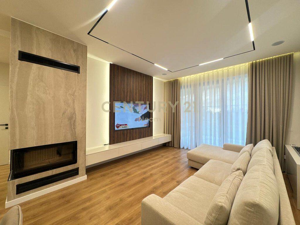 AFFITTO, APPARTAMENTO PREMIUM 2+1+2+CORTILE con POSTO AUTO ‼️ 2.200 € /Mese Sup. Totale 124m2
