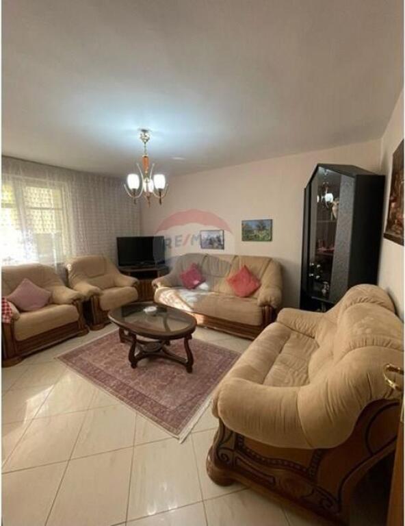 Jepet me Qira Apartament 2+1 te Selvia