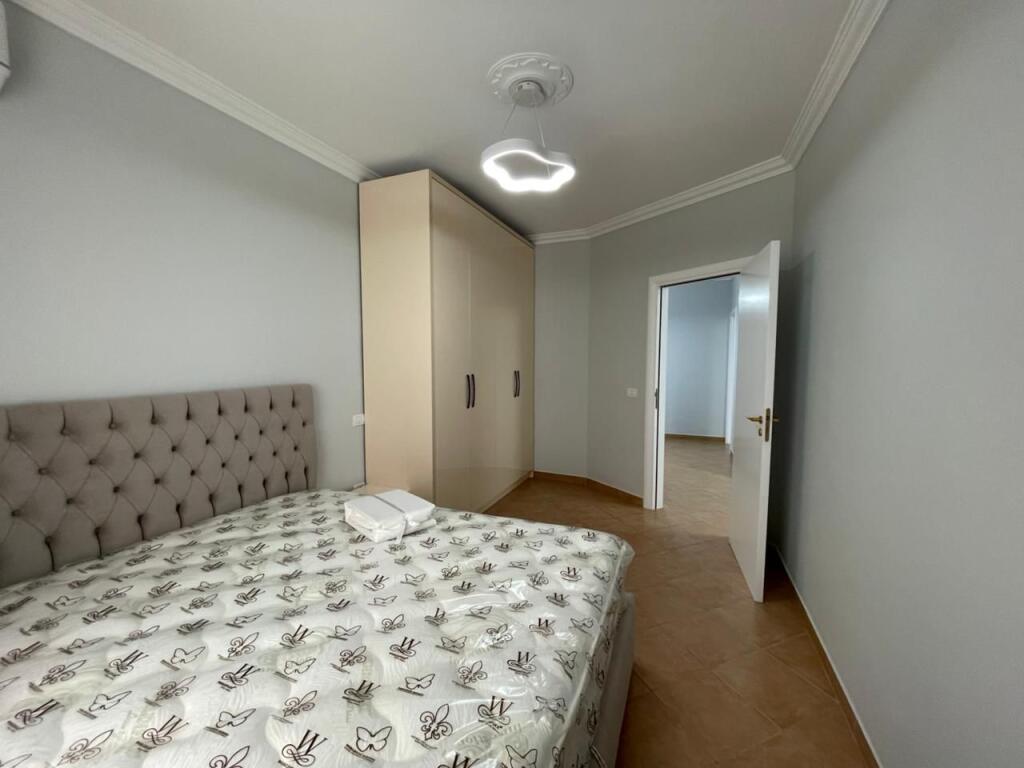 Appartamento moderno 2+1 in affitto in Via Kavaja!