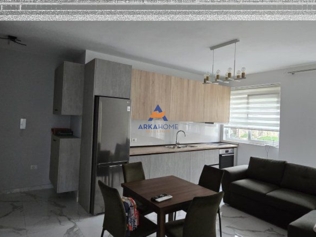 JEPET APARTAMENT ME QERA 2+1+BALLKON "TE LIQENI I THATE" 630 EURO