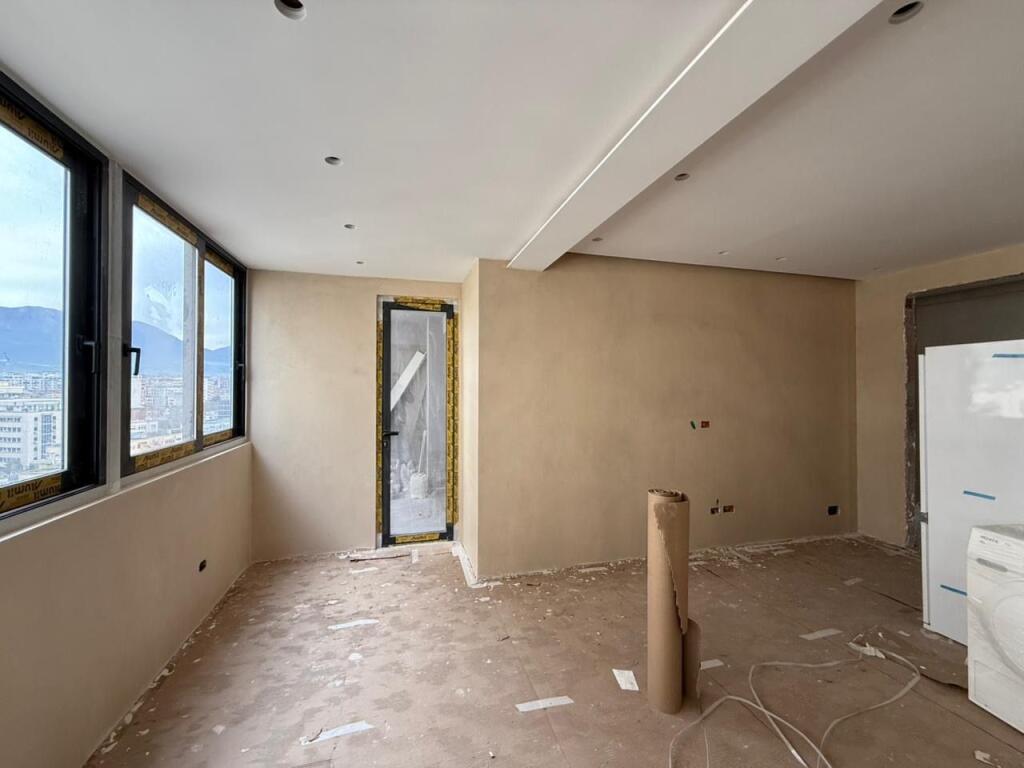 ✨Premium Office for Rent | 📍Durres Street