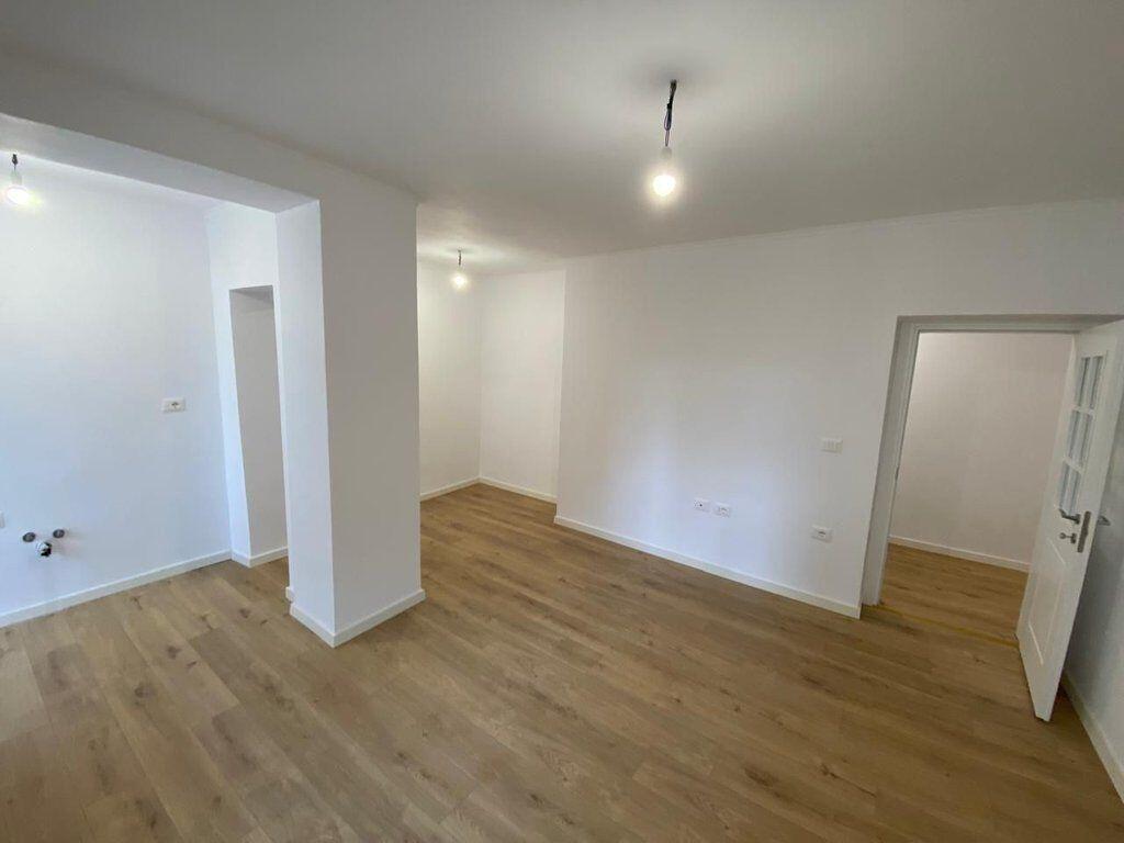Affitto, Locale per Uffici, Via Durazzo