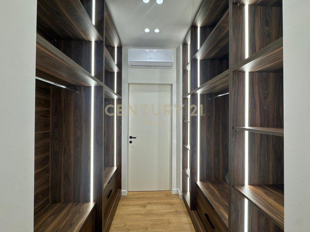 AFFITTO, APPARTAMENTO PREMIUM 2+1+2+CORTILE con POSTO AUTO ‼️ 2.200 € /Mese Sup. Totale 124m2