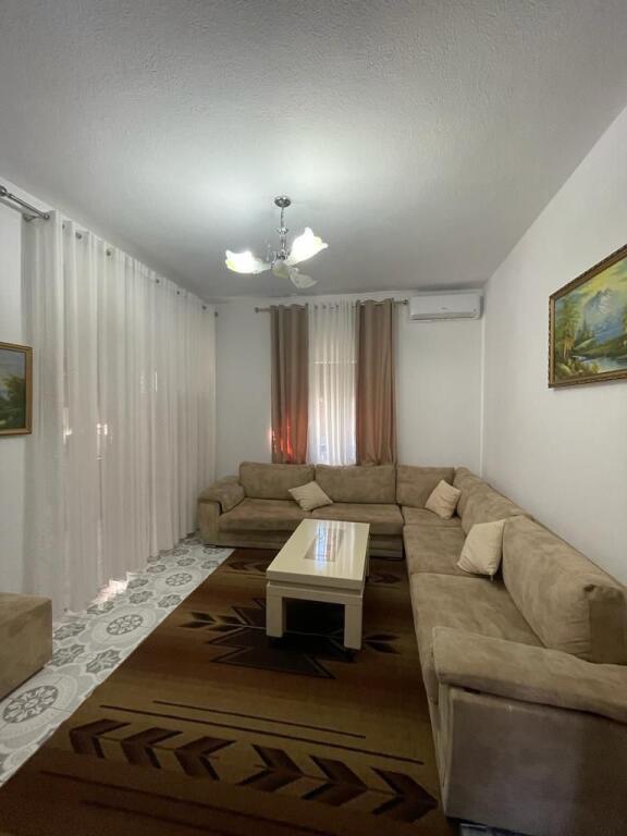 Casa privata in affitto 3+1+2