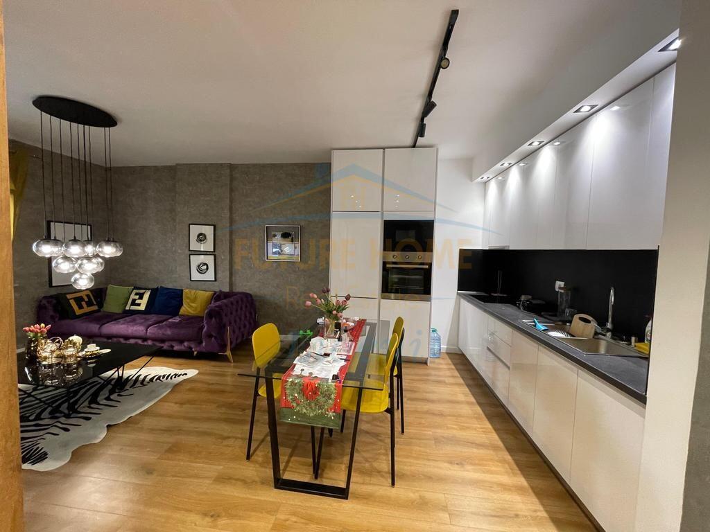 We rent out an apartment 2+1+2
