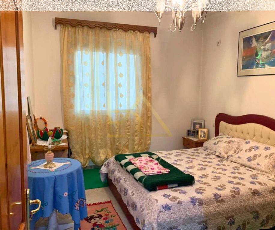 Villa + Business for Sale – Durres