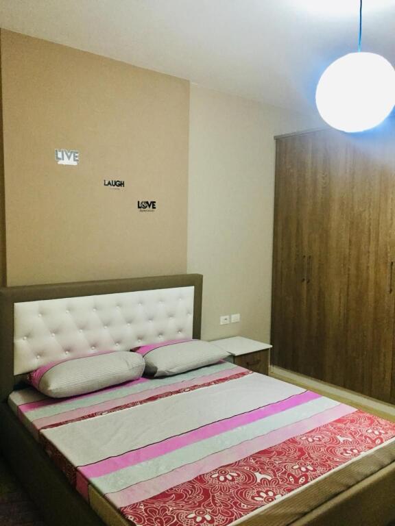 Appartamento arredato in vendita, 2+1+balcone, presso la Residenza “Shopi”, Elbasan
