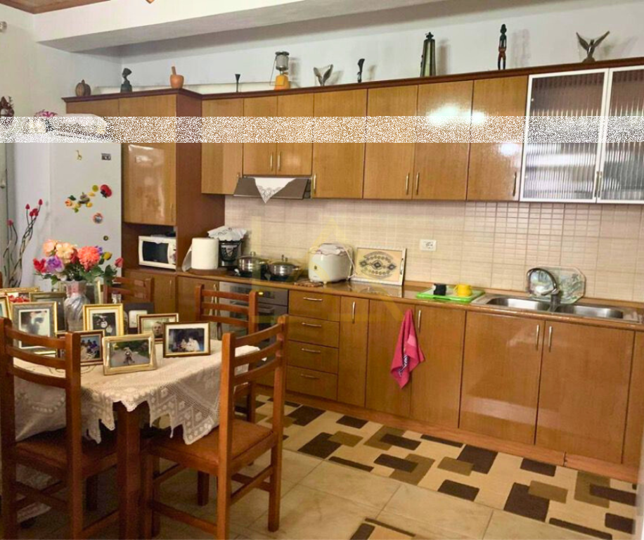Villa + Business for Sale – Durres