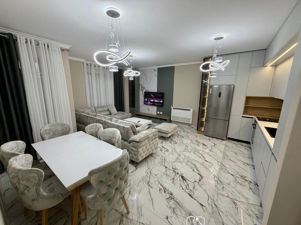 📣 SUPER RENT Apartment 2+1 With 2 Bathrooms And Parking 📍 "5-Maji" Street, Tirana ✨