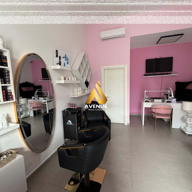 ATTIVITÀ ESTETICA IN FUNZIONE IN VENDITA