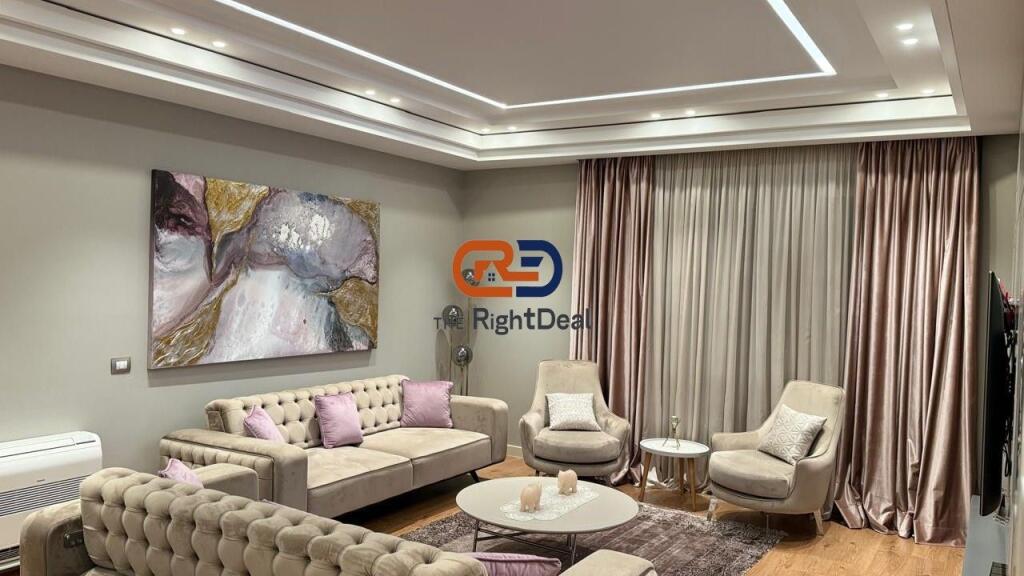 Tek Kompleksi Turdiu, Shitet Apartament Luksoz 3+1+2 Me Post Parkimi!!
