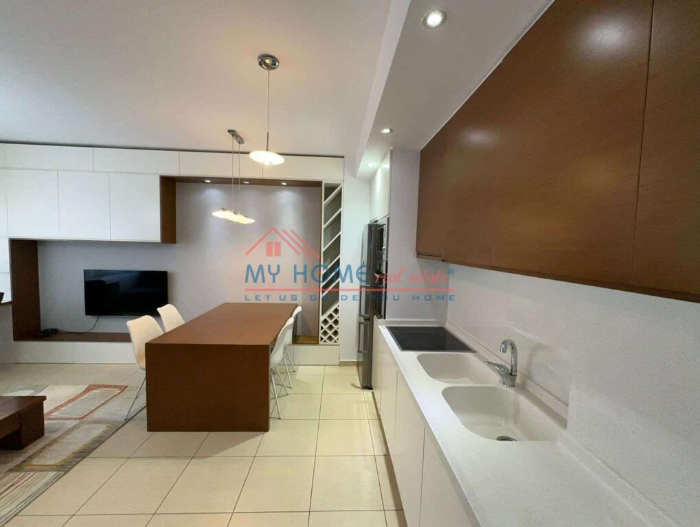 Apartment 1+1 for rent at 5 Maj Tirana