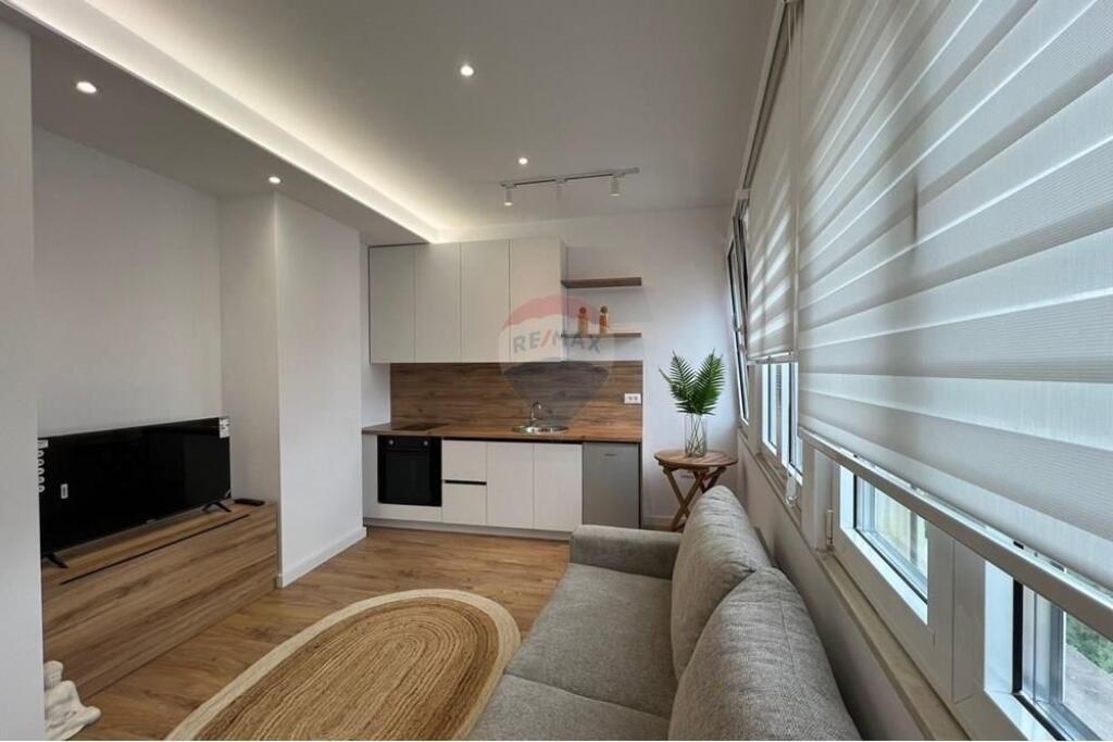 📍 Apartment 1+1 for Sale in the Former Electric Market Area, Tirana