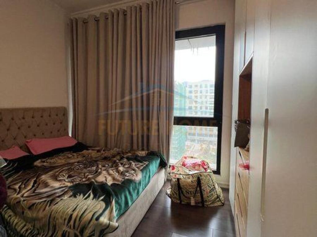 Shitet, Apartament 2+1+2, Square 21, Rruga e Kavajës