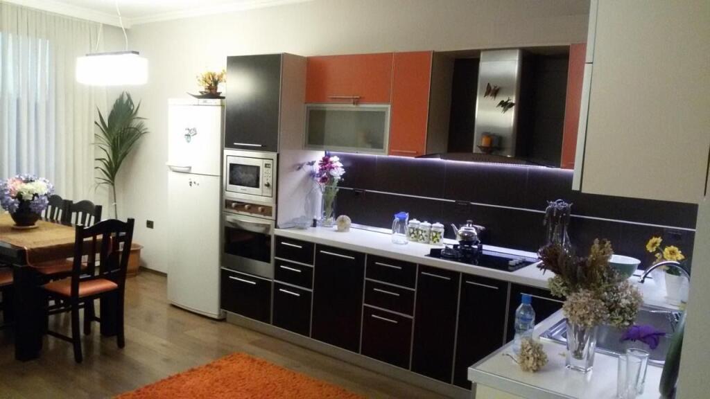 Apartment 2+1, Selvia!