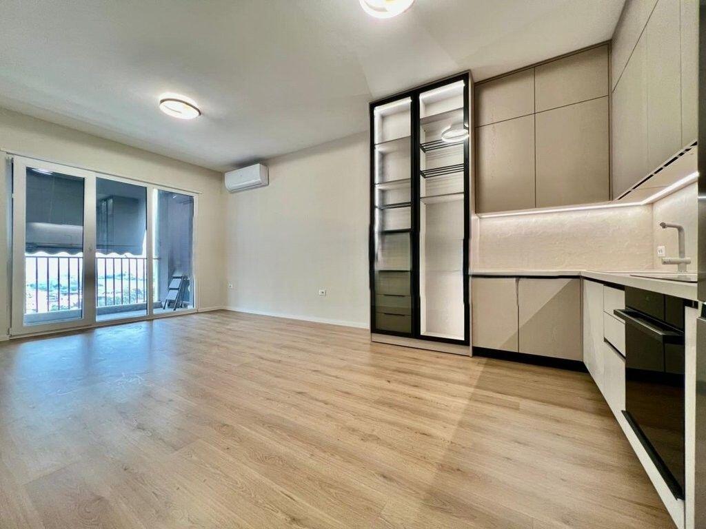 IN AFFITTO, APPARTAMENTO MODERNO 2+1+2, VIALONE PRINCIPALE (ASTIR)‼️ 650 € /Mese