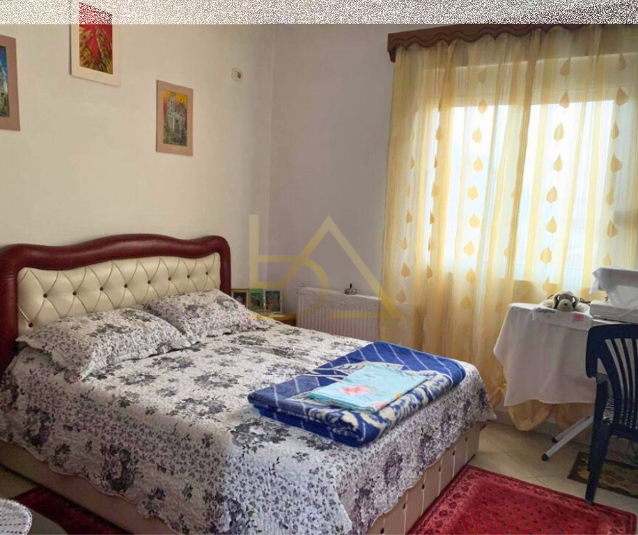 Villa + Business for Sale – Durres