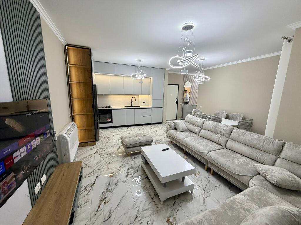 📣 SUPER RENT Apartment 2+1 With 2 Bathrooms And Parking 📍 "5-Maji" Street, Tirana ✨