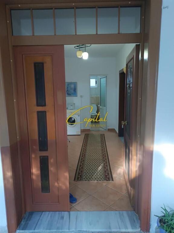 SHITET VILE PRIVATE 670 M2 BERAT 450.000 EURO