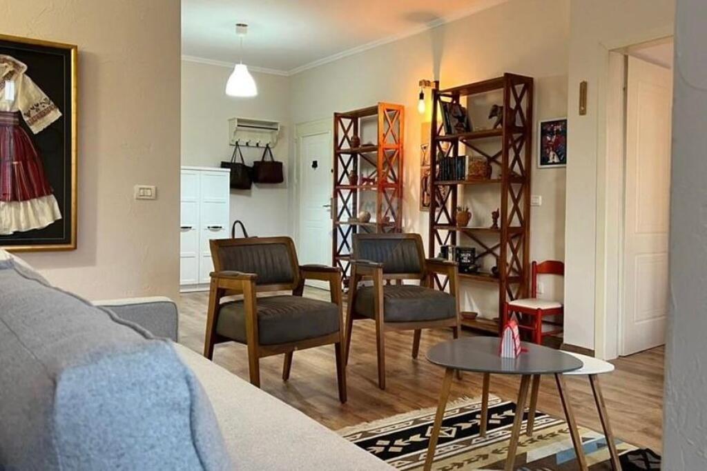 Apartament 2+1 me qira – Shkolla e Baletit!