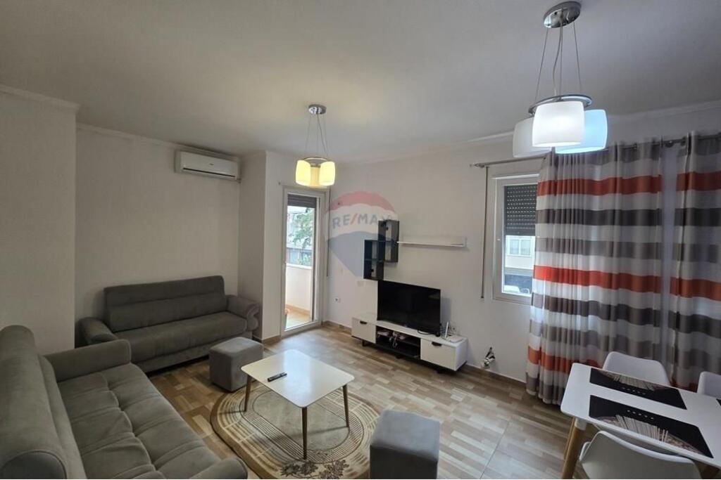 Apartment 2+1+2 for rent Dritan Hoxha Street