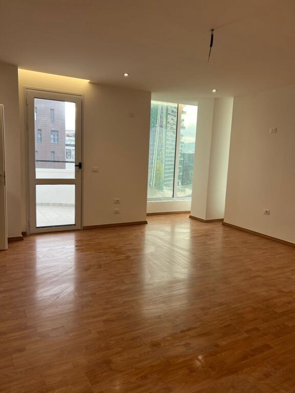 Apartament 2+1 tek Rruga e Elbasanit 190 m2!