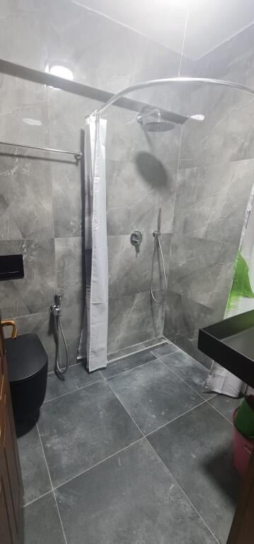 Casa in affitto, nel Pallat i Ri 2+1         ID   13850    