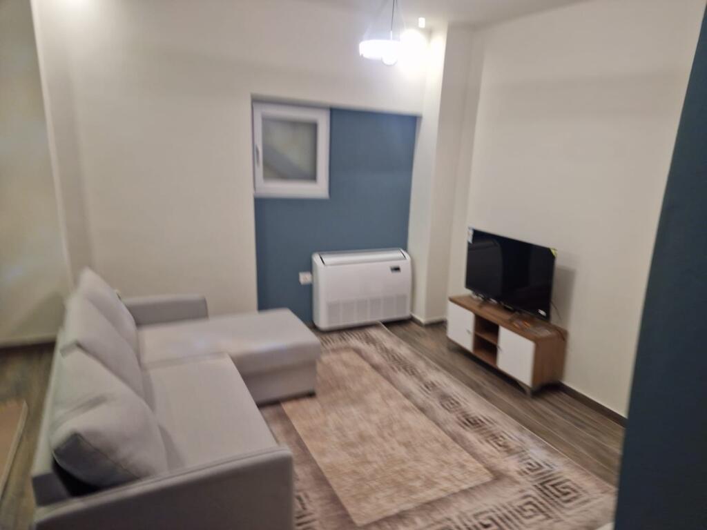 Apartment 2+1, Train Station!