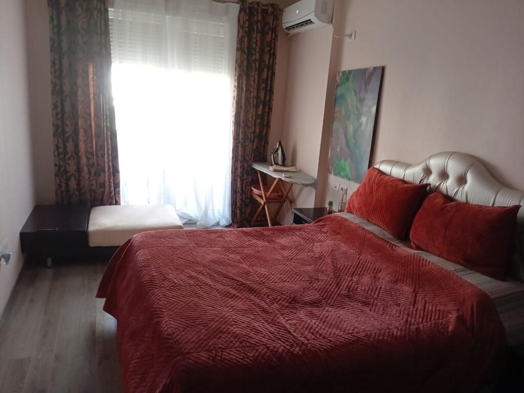 Apartment 2+1, Vila L!