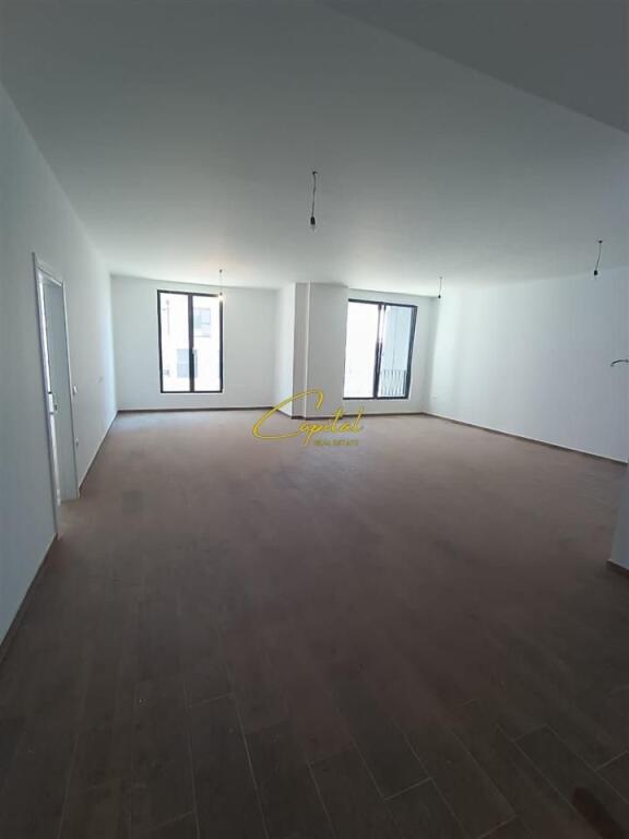 OFFICE FOR RENT 140 M2 XHAMLLIKU 95,000 LEKE