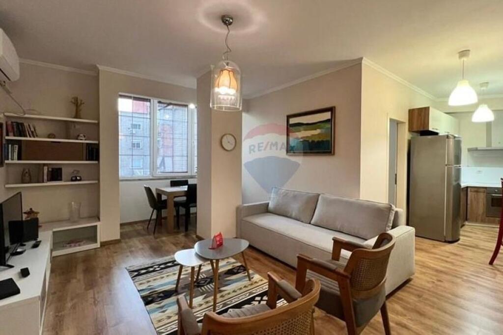Apartament 2+1 me qira – Shkolla e Baletit!