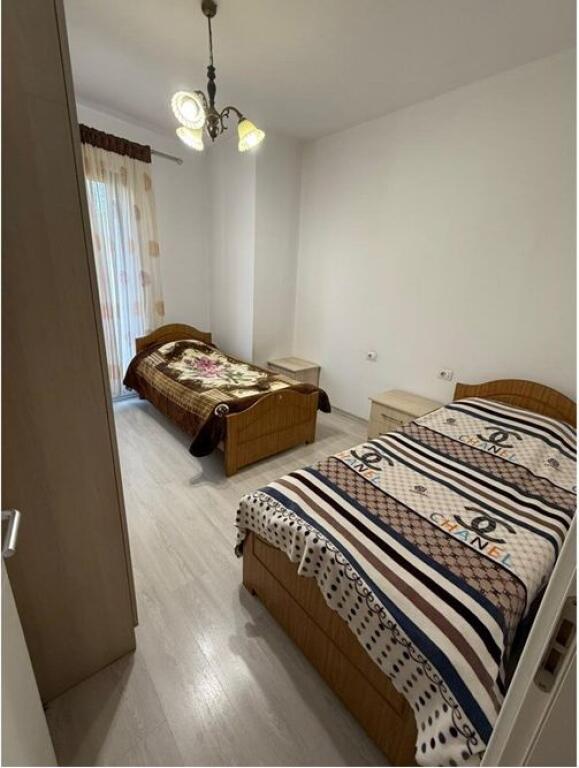 Apartment - For Rent - Rruga e Dibrës, Tirana