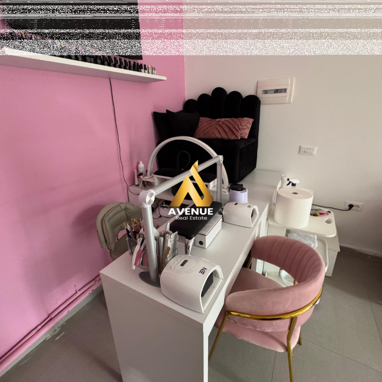 ATTIVITÀ ESTETICA IN FUNZIONE IN VENDITA