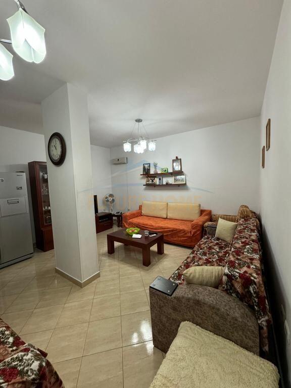 Qera, Apartament 2+1, Fresk, Tirane