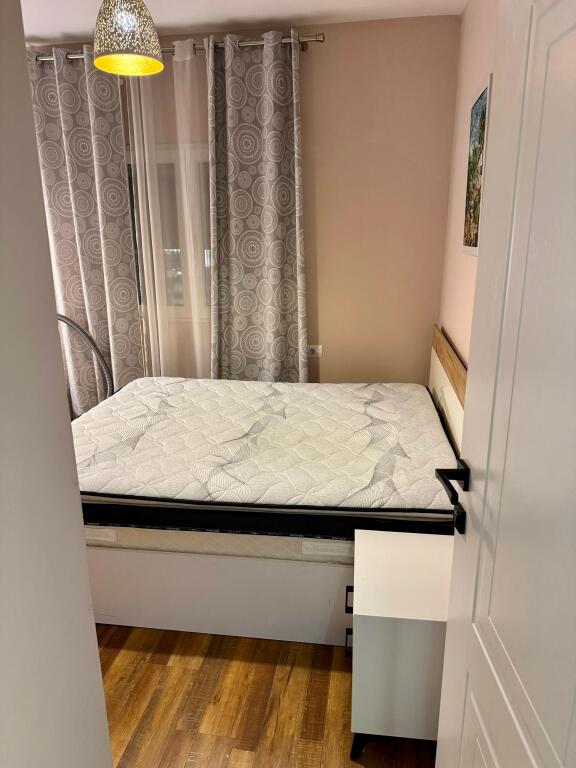 📣 QERA SUPER Apartament 2+1 📍 Stacioni i Trenit, Prane Unazes Se Vogel ✨