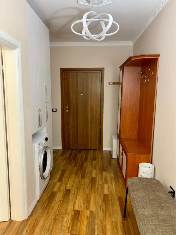 📣 QERA Apartament 1+1 📍Rruga e "Elbasanit", Prane Universitet "Luarasi" ✨  