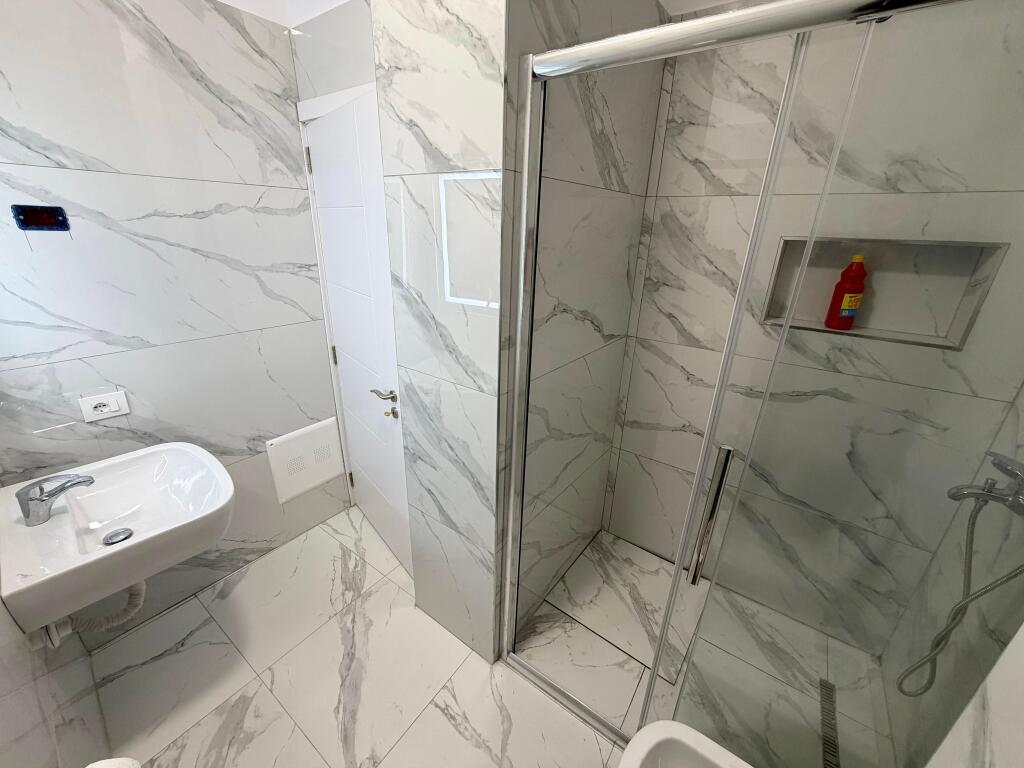 📣 SUPER RENT Apartment 2+1 With 2 Bathrooms And Parking 📍 "5-Maji" Street, Tirana ✨